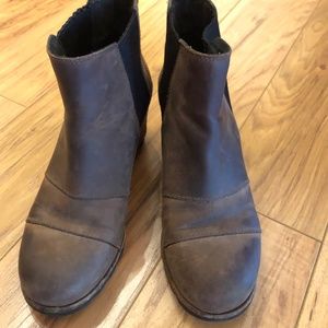 Sorel Womens Lea Ankle Boots Brown Black Wedge Heels Leather Cap Toe Pull On USA